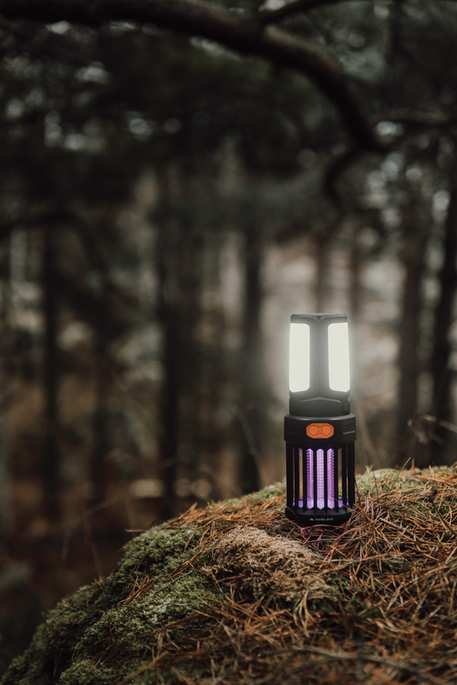 Nordic Drift Titan tragbare Campinglampe mit Mückenschutz