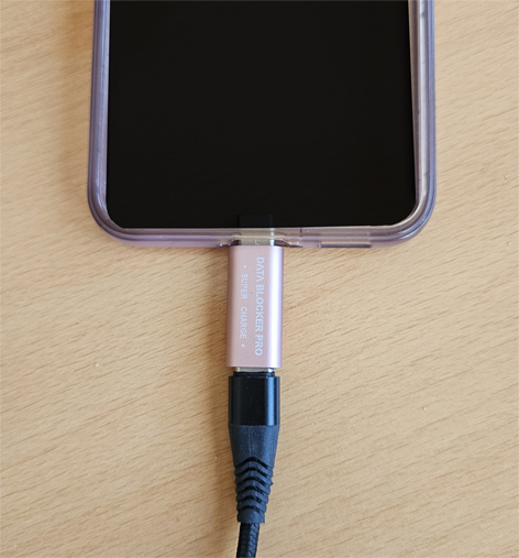 USB-C Datablocker gold